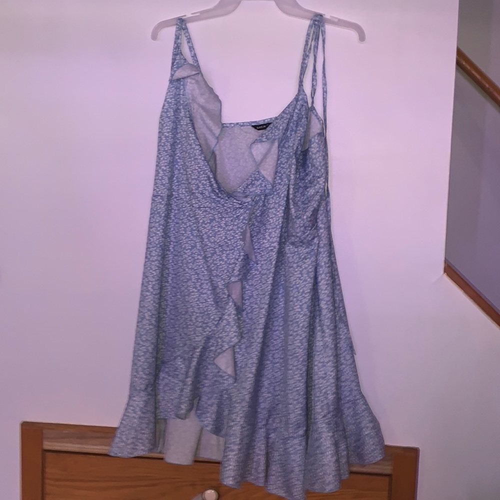 pretty summer wrap dress size L
